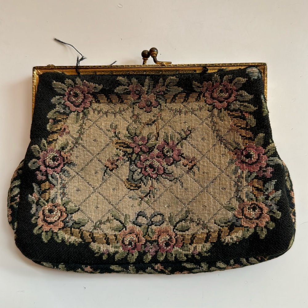 Vintage tapestry hand held purse with flowers